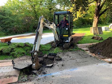 man with mini digger bristol|mini digger service bristol.